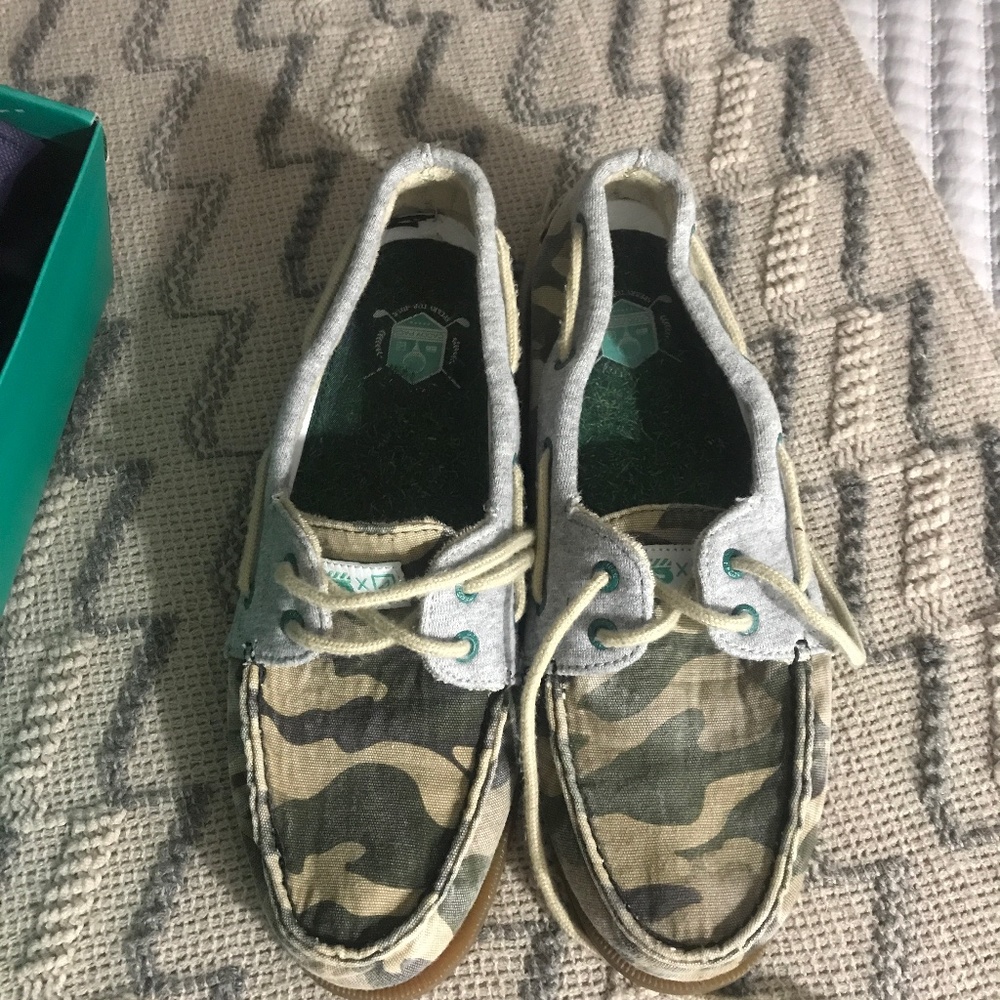 SPERRY extra butter camo boat shoes EUC golf 11
